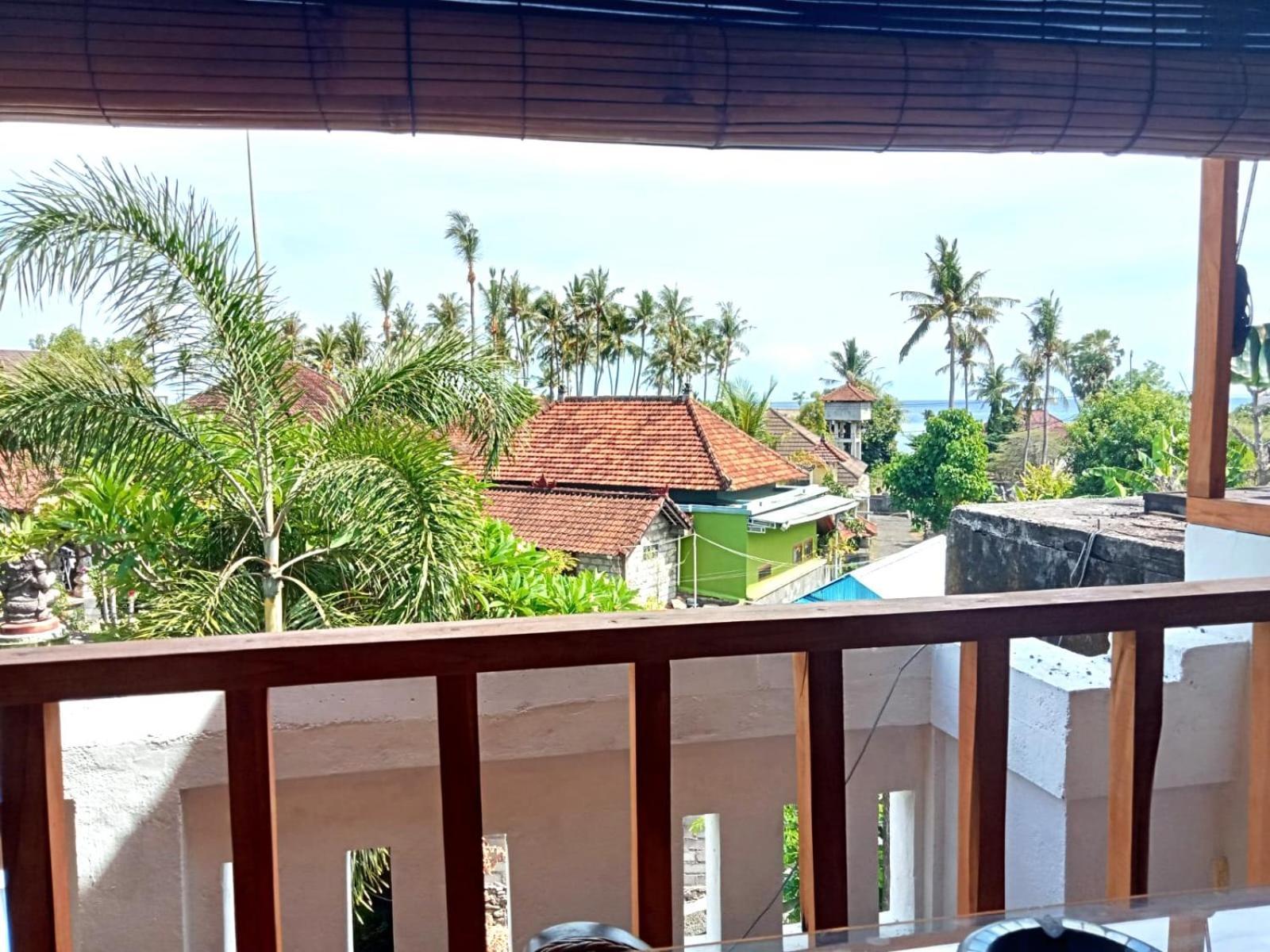 Rumah Wayans Lipah Amed Kültér fotó
